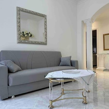 Apartament Casa Eleonora: A 5 Min Dal Mare + Free Parking Ventimiglia Zewnętrze zdjęcie