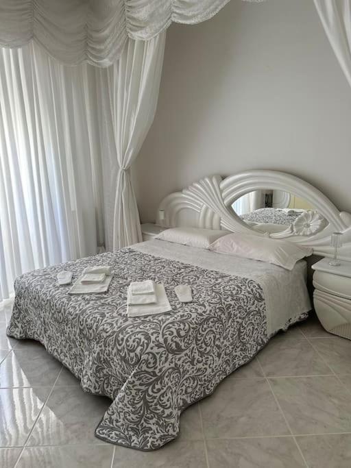 Apartament Casa Eleonora: A 5 Min Dal Mare + Free Parking Ventimiglia Zewnętrze zdjęcie