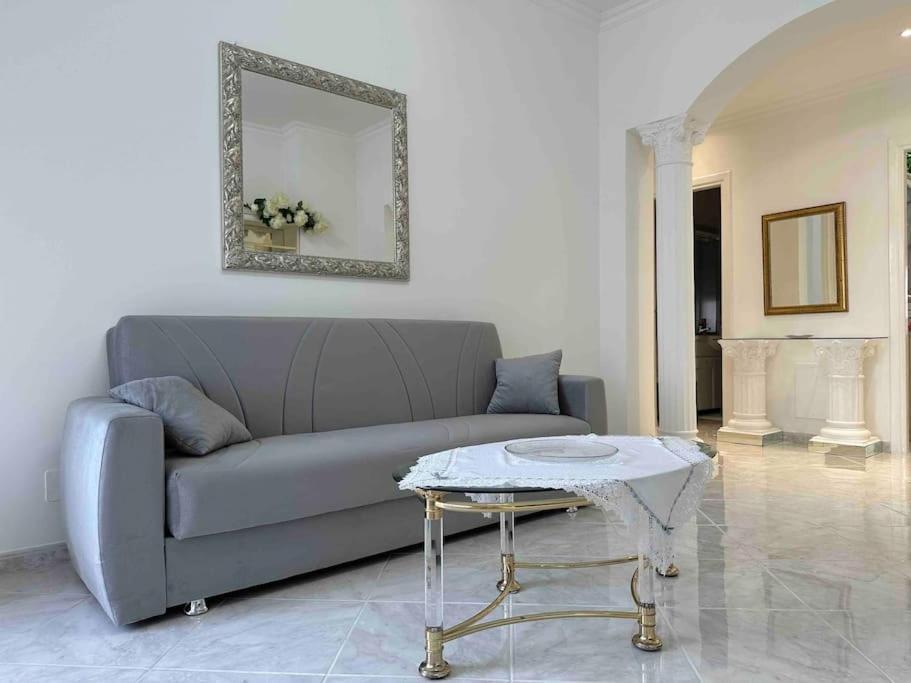 Apartament Casa Eleonora: A 5 Min Dal Mare + Free Parking Ventimiglia Zewnętrze zdjęcie
